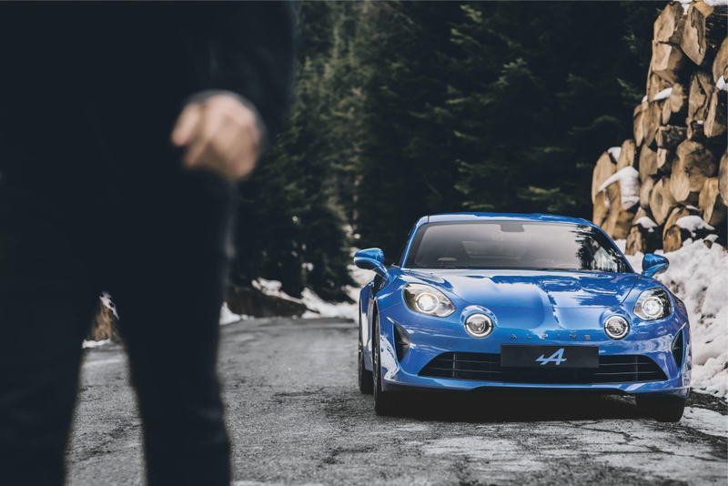 Illustration for article titled The New Alpine A110 Only Weighs 2,400 Pounds For Its 252 Horsepower